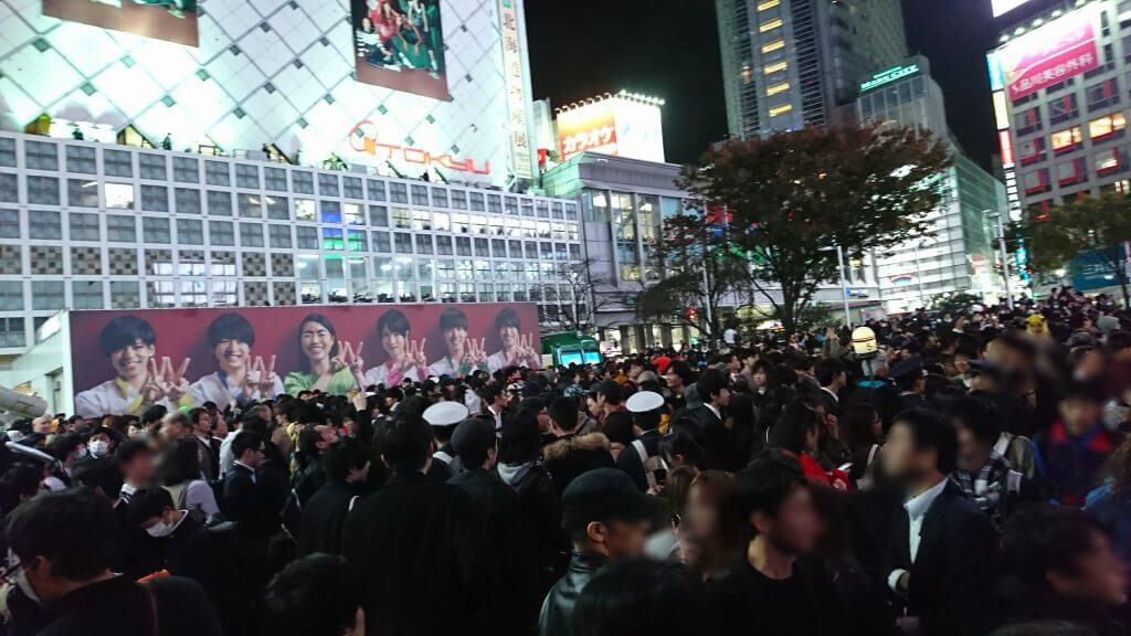 ハロウィン渋谷駅前