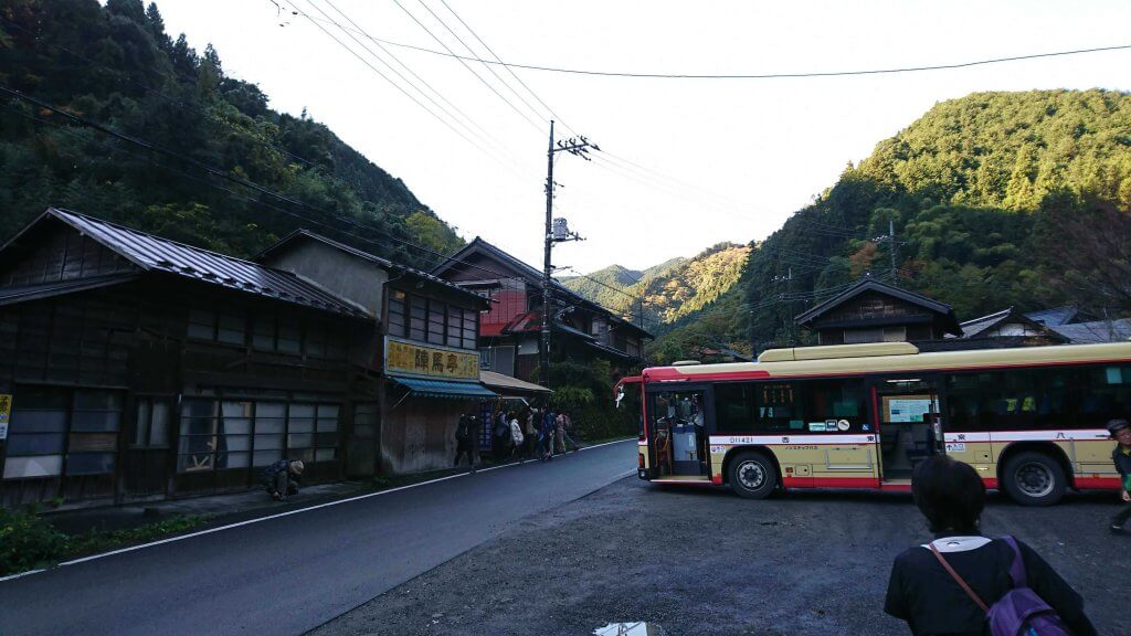 陣馬高原下